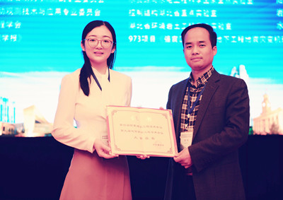 1557194456856107.jpg 刘1_副本.jpg